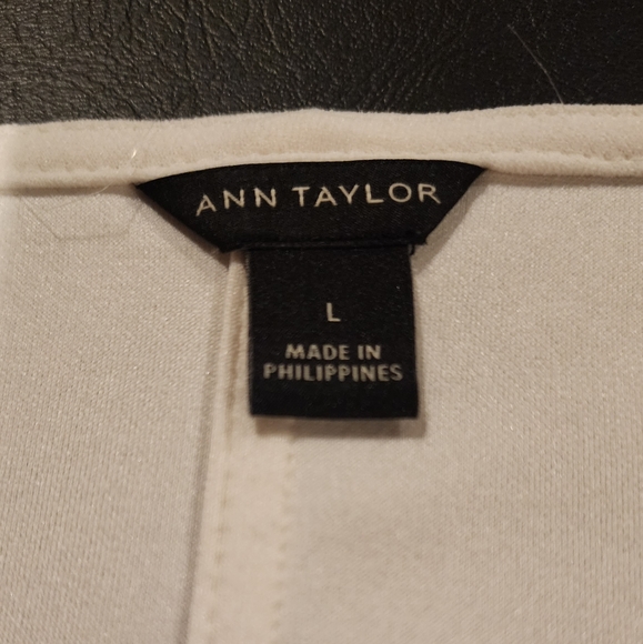 Ann Taylor Blouse with bell sleeves - Winter White - Size Large - Picture 7 of 7